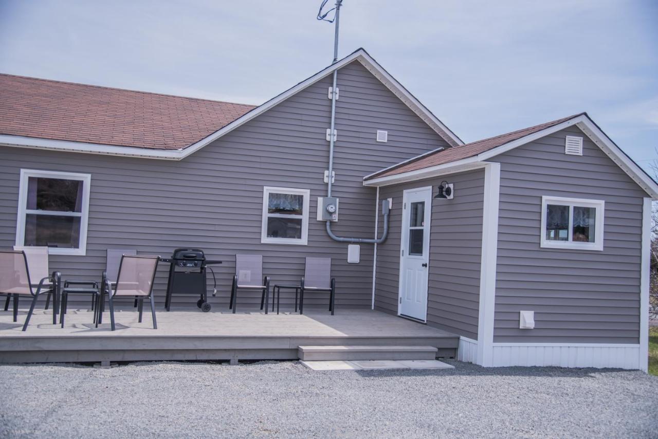 Family Ties Vacation Home - Hopkins House Twillingate Eksteriør billede